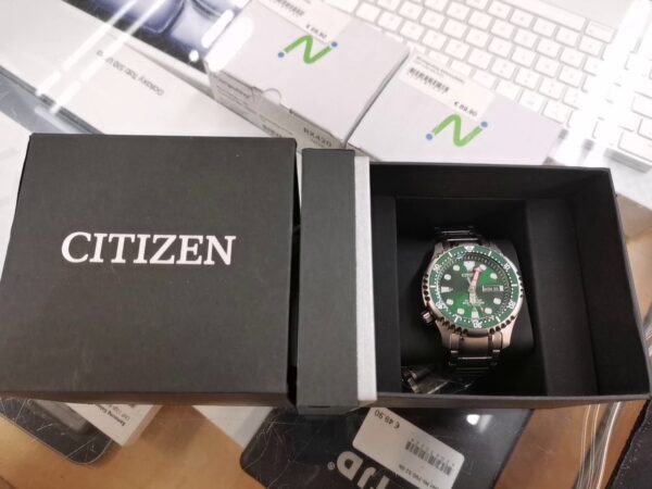 Citizen Automatic Uhr 200 M | mit Originalverpackung | Zustand: Sehr Gut