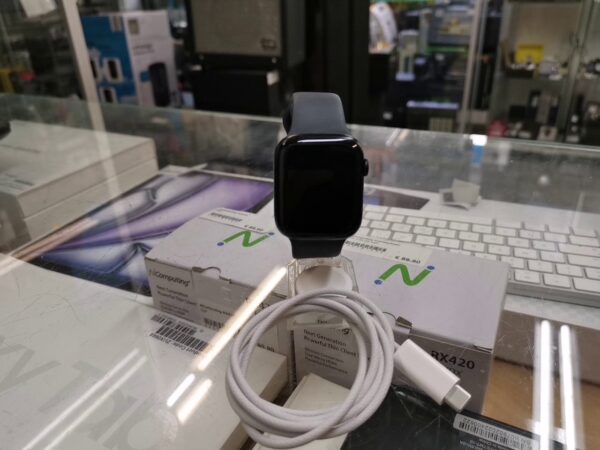 Apple Watch S9 45mm | mit lade | Zustand: In Ordnung