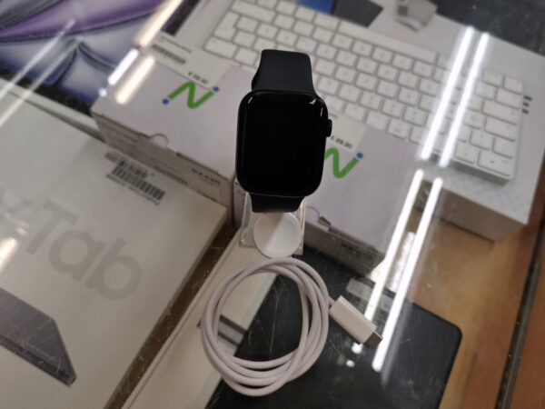 Apple Watch S9 45mm | mit lade | Zustand: In Ordnung – Bild 2