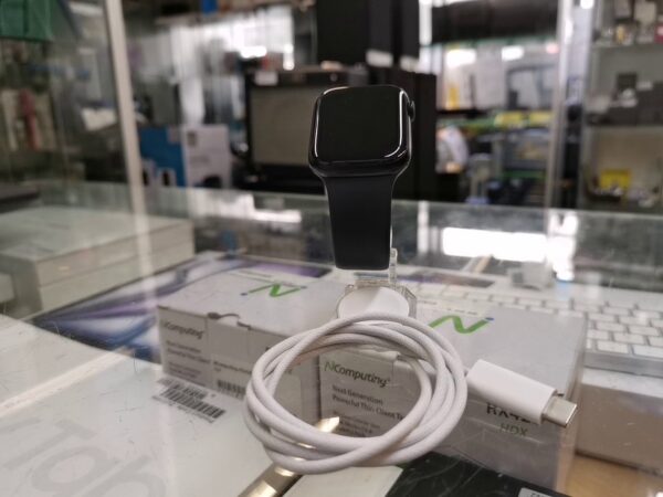 Apple Watch S9 45mm | mit lade | Zustand: In Ordnung – Bild 3