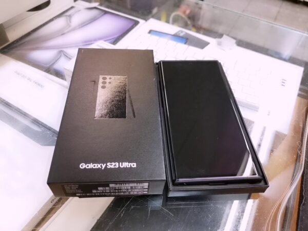Samsung Galaxy S23 Ultra 256GB | mit Originalverpackung  | SimLock: Frei | Zustand: Wie Neu | Farbe: schwarz – Bild 6