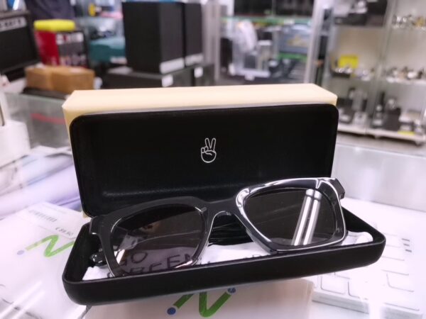 Sonnenbrile Unisex  | mit Originalverpackung | Zustand: Neu