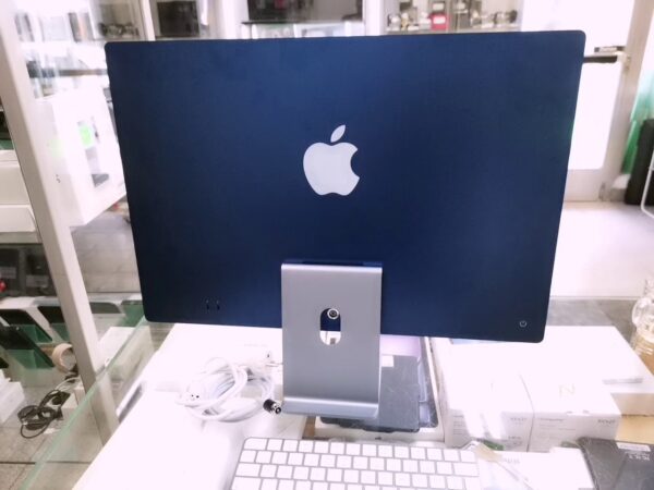 iMac (24-inch, M3, 2023, Two ports) | 8 GB Ram 256 GB SSD Mit Ladegerät  | Zustand: Sehr Gut – Bild 4
