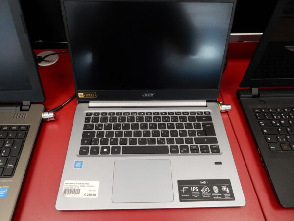 Acer Swift 1 SF114-32-P2KK   | mit Originalverpackung |  Pentium Silver N5000 |   8GB RAM |   512GB SSD |  win 10 | Zustand: Sehr Gut
