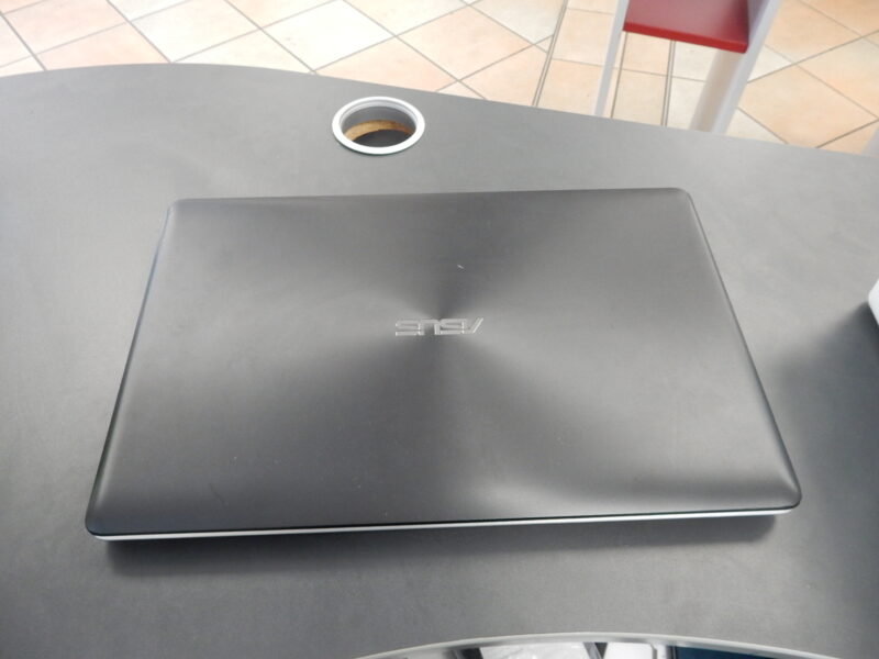 Asus Sonic Master | core i5-4210U | 4GB RAM | 500GB HDD
Windows 7 | Zustand: Sehr Gut – Bild 2