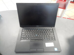 Notebook Dell | Core i5-7300U |  8GB RAM | 256 GB SSD |  Windows 10. Ladegerät | Zustand: Sehr Gut
