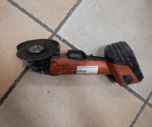 Hilti Ag 125-a22 Akku Winkelschleifer  | mit Akku | Zustand: Gut