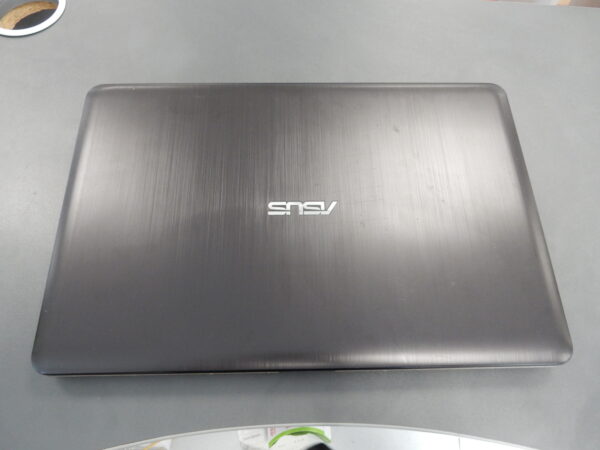 Asus Sonic Master | Core i5-5200U | 4GB RAM | 750 GB SSD. Windows 10 | Zustand: Sehr Gut – Bild 2