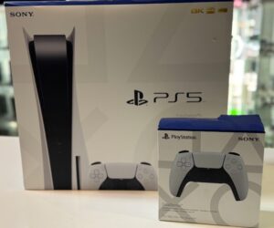 Sony PS5 825GB Disc Edition + 2 Controller  | Versiegelt             | Zustand: Neu | Farbe: weiss