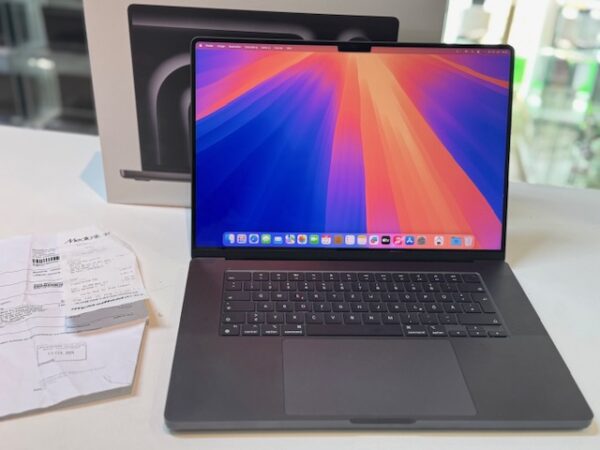 Apple Macbook Pro 16.2 2024 Space Black  | M4 Max - 14 Core CPU  |  32 Core GPU | 36GB RAM | 1TB SSD | 2 Ladezyken mit Rechnung von Mediamarkt   | Zustand: Wie Neu – Bild 4