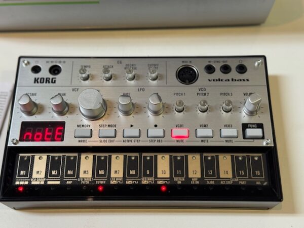 Korg Volca Bass Keyboard Synthesizer | Mit Verpackung  |  Originale Rechnung von 02.07.25 | Zustand: Wie Neu – Bild 2