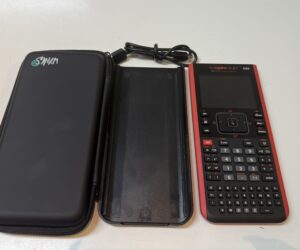Texas Instruments Ti Nspire Cx Ii-t Cas Grafikrechner - Schwarz/rot | Mit Hülle | Zustand: Gut