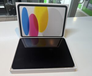 Apple iPad 11, silber, 128GB [2025] | Mit Verpackung Batteriezustand 100% Anzahl der Zykeln 2 | Zustand: Wie Neu