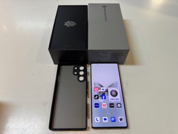 Nubia Redmagic 10 Pro 256GB | Mit Verpackung  |  Ladegerät  |  Hülle   | SimLock: Frei | Zustand: Sehr Gut | Farbe: schwarz – Bild 2