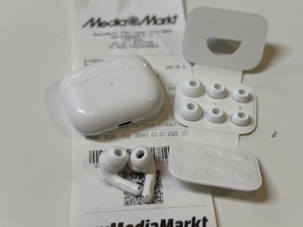 Apple AirPods Pro 2. Generation (USB-C) | Mit Rechnung von Mediamarkt  03.07.25  |  Ohne Verpackung  | Zustand: Wie Neu – Bild 5