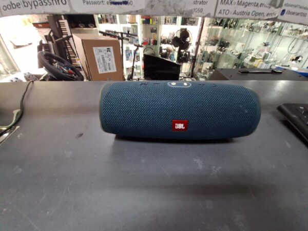 JBL Charge 4 Blau | Zustand: Sehr Gut – Bild 2