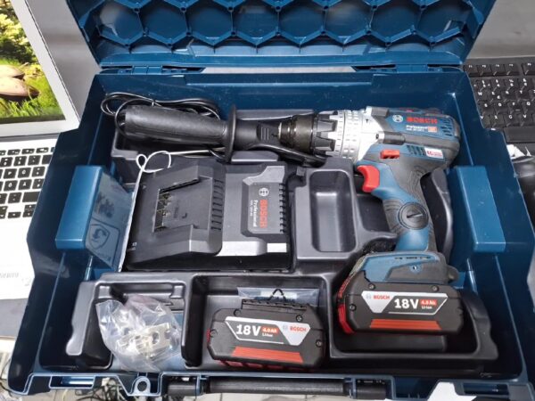Bosch Professional GSB 18V-110 C  | Koffer | Akku Schlagbohrschrauber+ 2Akkus 4Ah+Ladegerät | Zustand: Sehr Gut – Bild 2