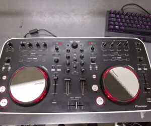 Pioneer DDJ-Ergo DJ Controller  | Zustand: Gut