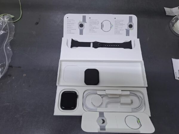 Apple Watch Series 10 (gps + Cellular) 46 Mm | mit Originalverpackung | Garantie Gültig bis: 13 April 2026 | Akku 100% | Zustand: Wie Neu – Bild 2