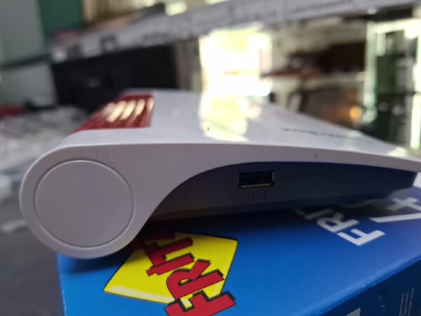AVM FRITZ!Box 4050 A1 Edition | mit Originalverpackung | Zustand: Gut – Bild 5
