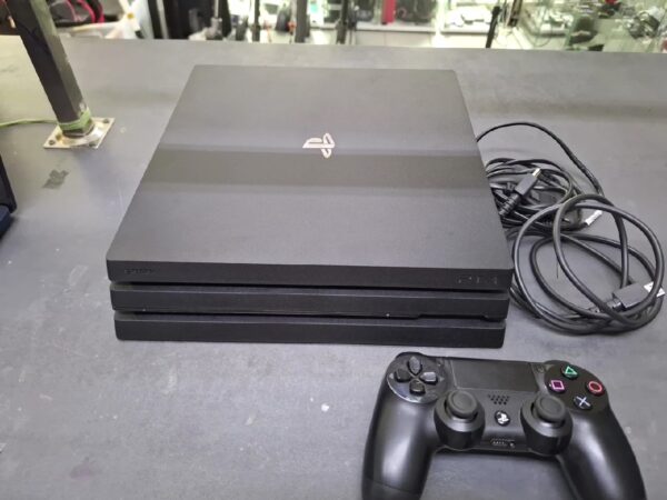 Sony PS4 PRO 1TB | Zustand: Sehr Gut | Farbe: schwarz – Bild 3