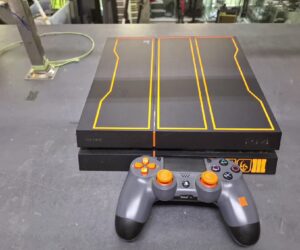 Sony PS4 1TB Call of Duty Black:Ops Edition | mit Controller | Zustand: Gut