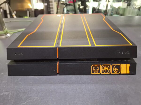 Sony PS4 1TB Call of Duty Black:Ops Edition | mit Controller | Zustand: Gut – Bild 2