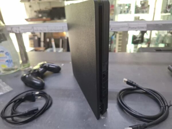 Sony PS4 Slim 1TB | Zustand: Sehr Gut | Farbe: schwarz – Bild 4