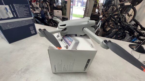 Dji Mini 3 Pro (DJI RC) | mit Originalverpackung | untere sensoren funktionierten nicht.
 | Zustand: In Ordnung – Bild 3