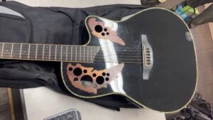 Ovation Cc44s  | Tasche  | Zustand: In Ordnung