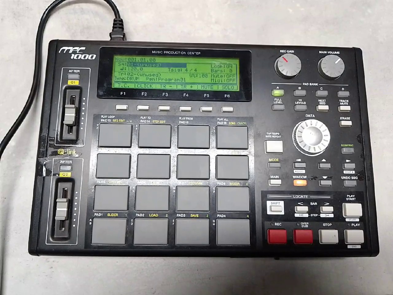 Akai Mpc 1000 | Zustand: Gut – Bild 2
