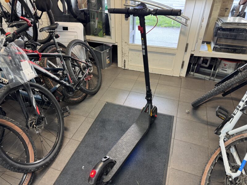 Sharp e-scooter em-ks3aeu-b | mit Ladegerät . – Bild 4