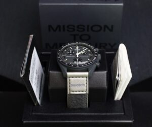 Omega Swatch Mission To Saturn | mit Originalverpackung | Rechnung hat  leichte kratzer | Zustand: Gut