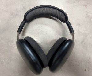 Apple AirPods Max (USB-C) Midnight | Hat leichte Gebrauchsspuren | Eingeschränkte Garantie bis 29.04.2026 | Zustand: Gut