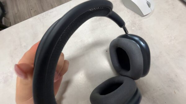 Apple AirPods Max (USB-C) Midnight | Hat leichte Gebrauchsspuren | Eingeschränkte Garantie bis 29.04.2026 | Zustand: Gut – Bild 4