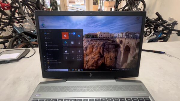 Hp Zbook 15v G5  | i7-9750H | 8GB RAM | 256GB SSD  | Nvidia Quadro P600  | Zustand: Gut – Bild 4