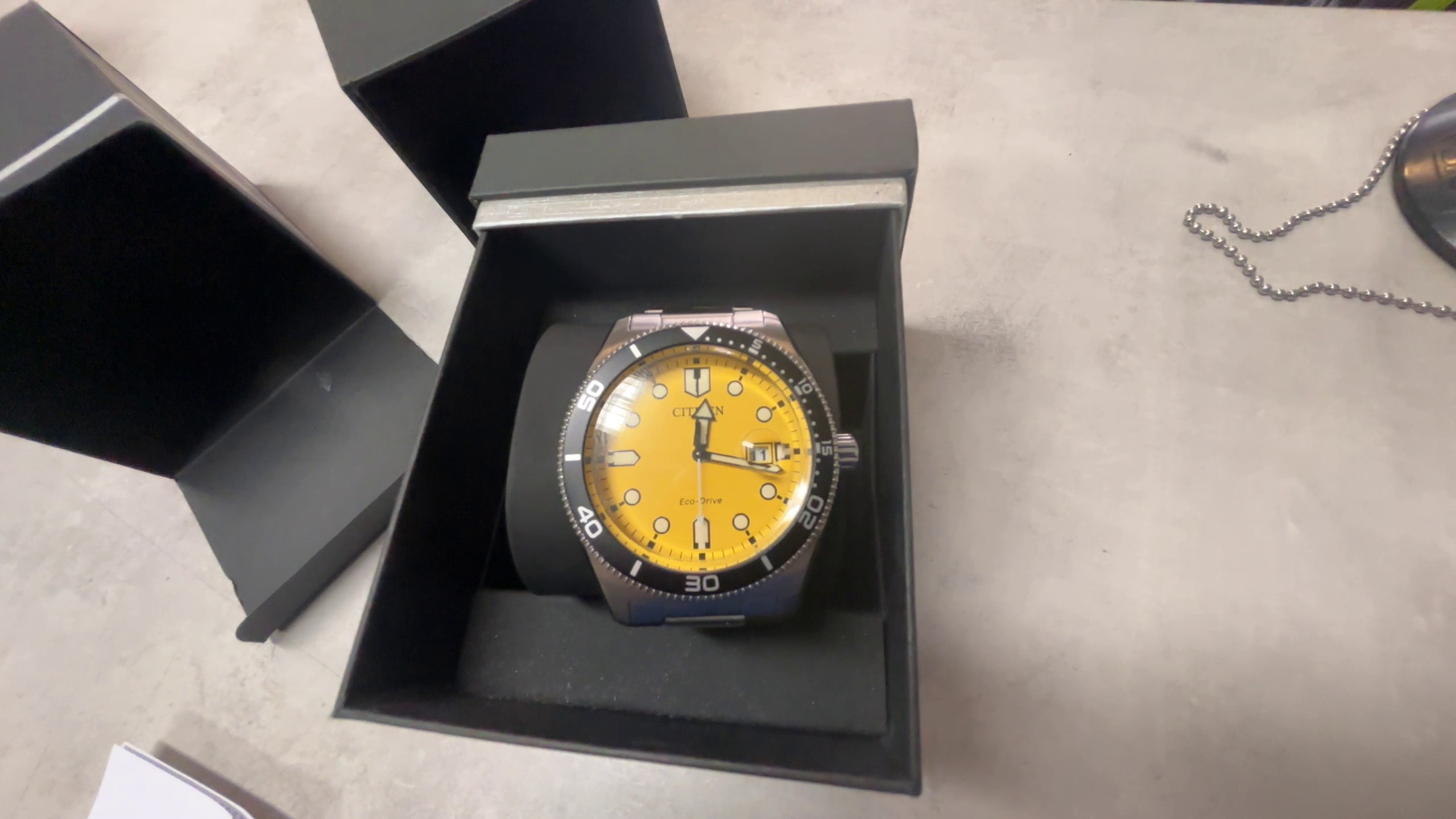 Citizen J810-003pw01 | mit Originalverpackung | Zustand: Sehr Gut