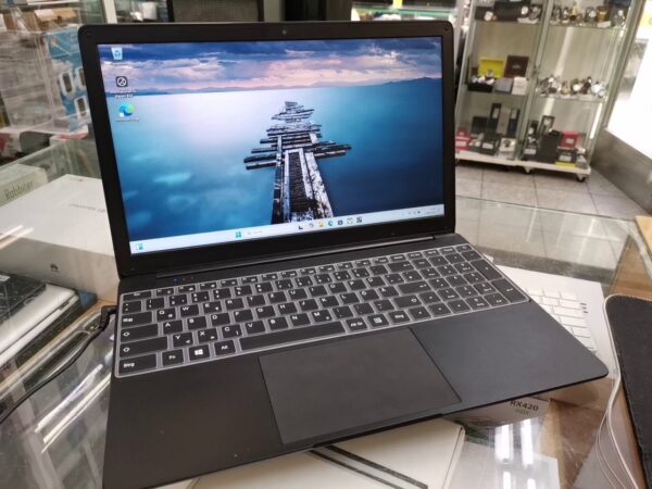 Sgin M15p - Intel J4105,  | 8gb Ram | 256 Gb Ssd | Win11 Home | Silber | Zustand: Wie Neu