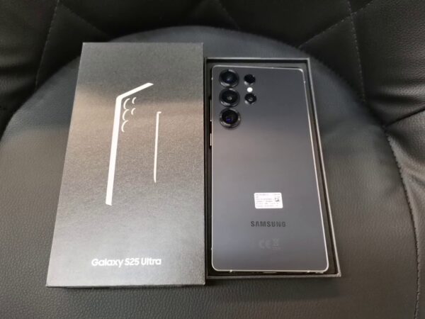 Samsung Galaxy S25 Ultra 256GB | mit Originalverpackung | SimLock: Frei | Zustand: Wie Neu | Farbe: schwarz – Bild 7