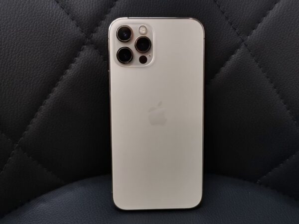 iPhone 12 Pro 128GB | Akku 85 % | SimLock: Frei | Zustand: Sehr Gut | Farbe: schwarz – Bild 4