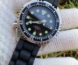 Citizen Promaster 8203-s034124 200m Diver Uhr | paar kleine Kratzer am Glas | Zustand: Gut