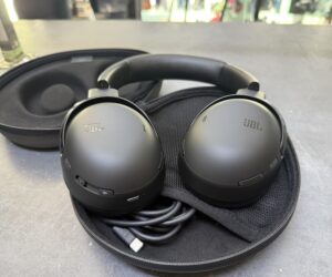 JBL Tour One M3 Over-Ear-Kopfhörer,Black | HÜLLE GRAU. | Zustand: Sehr Gut