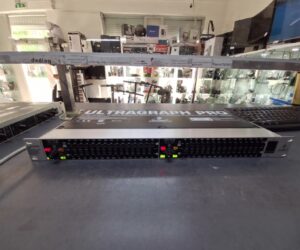 BEHRINGER Ultragraph Pro FBQ1502 | hochauflösender 15-Band-Stereo-Grafik-Equalizer | Zustand: Gut