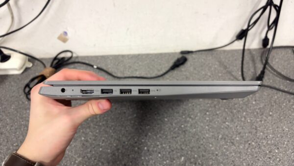 Lenovo IdeaPad 3 15IGL05 | Pentium N5030 |  4GB RAM |  128GB SSD  | Zustand: Gut – Bild 4