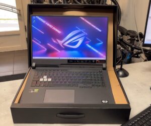 Asus G713ic-hx041w  | Rayzen 7-4800 | 16GB RAM | 512GB SSD | RTX 3050.mit Originalverpackung mit org. Rechnung vom 09.11.2023 | 151009 | Zustand: Sehr Gut