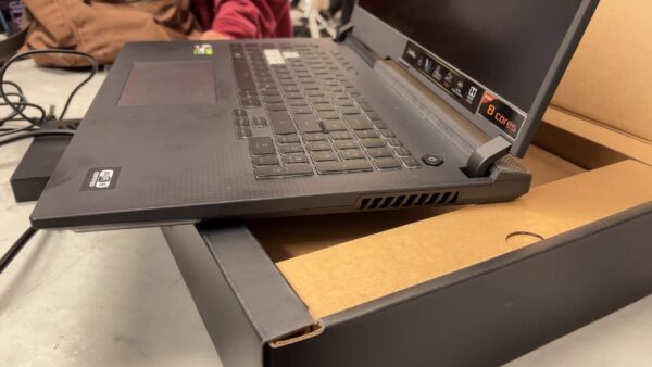 Asus G713ic-hx041w  | Rayzen 7-4800 | 16GB RAM | 512GB SSD | RTX 3050.mit Originalverpackung mit org. Rechnung vom 09.11.2023 | 151009 | Zustand: Sehr Gut – Bild 3