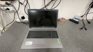 HP 250 G7, 15.6" | Core i5-8265U  | 16GB  |  512 SSD  |  Windows 10 | Zustand: Sehr Gut