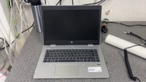 Hp Probook 645 g4 | Ryzen 3 Pro 2300U |  8GB RAM |  256SSD |  Windows 10 |  Ladegerät  | Zustand: Sehr Gut