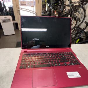 Acer Aspire V5 | i5-3337U |  8GB RAM |  512GB HDD |  GT 750M | Zustand: Gut