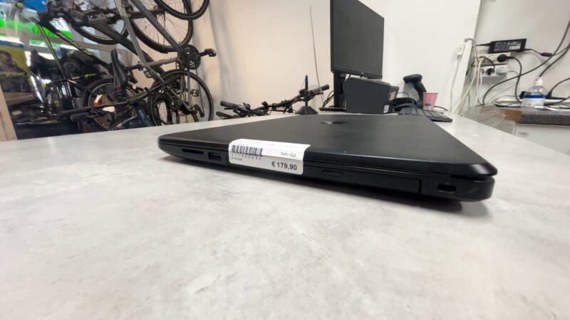 Hp Laptop N3710  | Pentium N3710 |  8 GB RAM |  512 GB HDD |  Windows 10 | Zustand: Sehr Gut – Bild 6